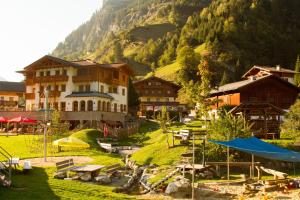 Zdjęcie z galerii obiektu Familienhotel Oberkarteis w mieście Hüttschlag