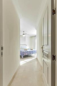 Posteľ alebo postele v izbe v ubytovaní Apartment with large terrace in Terrazas del Duque