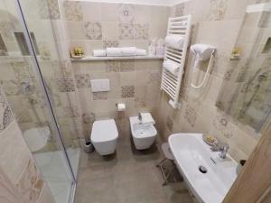 Koupelna v ubytování Mare dentro rooms