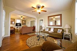 Gallery image of DeSoto Beach Terraces in Tybee Island