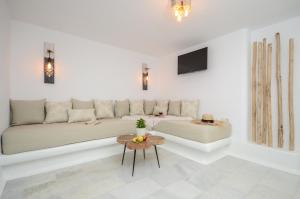 Gallery image of Maroussa Studios in Agia Anna Naxos +200 photos