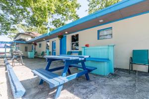 Fotografie z fotogalerie ubytování Beachfront at Beach1 Motel v destinaci Wasaga Beach