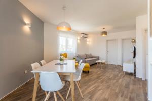 Posedenie v ubytovaní Luxury view apartments