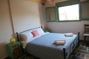 A bed or beds in a room at luxurious apartments Angelina