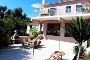 A balcony or terrace at luxurious apartments Angelina