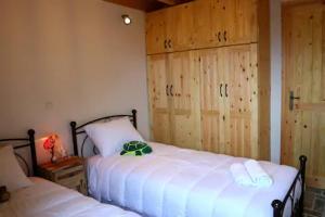 A bed or beds in a room at luxurious apartments Angelina