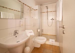Koupelna v ubytování Hotel Brenner