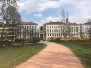 Budova, v ktorej sa apartmán nachádza