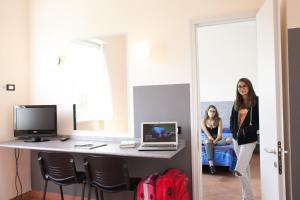 TV o dispositivi per l'intrattenimento presso AutoHotel