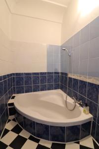 Koupelna v ubytování Guesthouse Veles