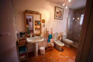 Koupelna v ubytování Casa Dante + 34 fotografií