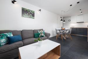 Część wypoczynkowa w obiekcie Morskie Apartamenty "Zefir" "Notos" "Loft" "Gniazdo"
