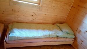 Fotografia z galérie ubytovania Domki Sosnowa Polana v destinácii Ostrowite