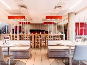 Restaurace v ubytování Ibis Casanearshore