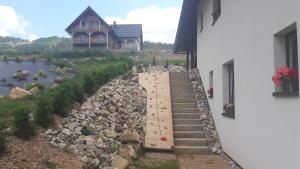 Budova, v ktorej sa apartmán nachádza