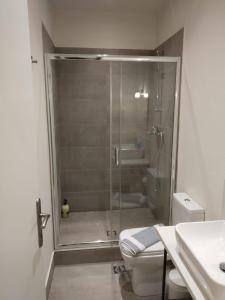 A bathroom at Isabel Artemis