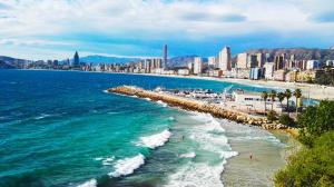 a view of a beach with a city in the background at Precioso Apartment Lepanto-Levante in Benidorm