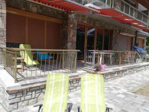 Balkón alebo terasa v ubytovaní Boathouse Balatonlelle with Sauna