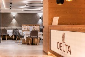 Restoran või mõni muu söögikoht majutusasutuses Nature Hotel Delta