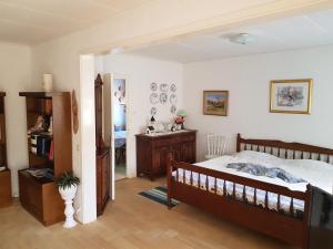 Postel nebo postele na pokoji v ubytování Holiday Home Småland