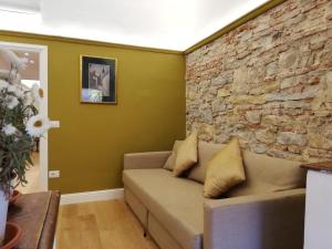 Posedenie v ubytovaní BORGO SAN FREDIANO SUITES