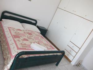Postel nebo postele na pokoji v ubytování LIKNO'S Ios island Resort