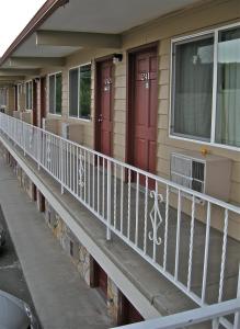Balkón nebo terasa v ubytování Royal Motor Inn
