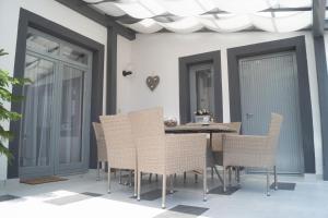 Patio alebo iná vonkajšia časť ubytovania AllOne apartman