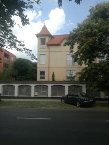 Afbeelding uit fotogalerij van ROSE Apartman in Debrecen