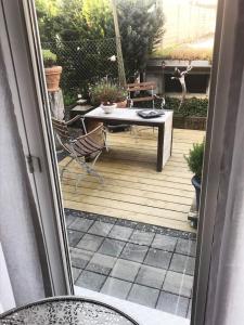 Gartenzimmer的阳台或露台