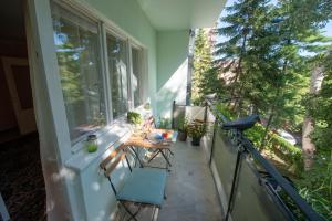 Balkon ili terasa u objektu Dulcineea Apt- free parking-family friendly