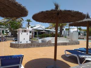 Zdjęcie z galerii obiektu Bungalow DALAI - Pool view- Good wifi w Puerto del Carmen