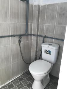 Koupelna v ubytování Tám Thọ homestay