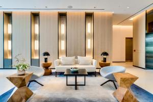 Un lugar para sentarse en Vida Emirates Hills Residences