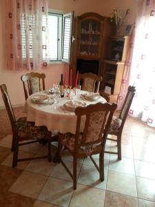Nápoje v ubytovaní Apartmani Prkačin