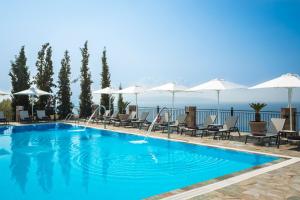 Bazén v ubytování Antonia Hotel nebo v jeho okolí