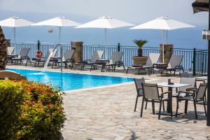 Bazén v ubytování Antonia Hotel nebo v jeho okolí
