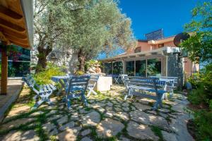 Gallery image of Medin Apartments BluVista in Petrovac na Moru