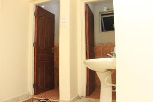 Fotografie z fotogalerie ubytování Essy's Apartments Nakuru with pool & GYM v destinaci Nakuru