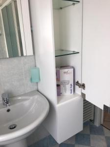 Ein Badezimmer in der Unterkunft Appartamento Casa Vacanze Spiaggia d'Oro