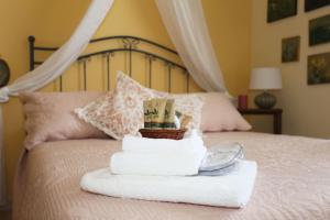 Letto o letti in una camera di LIGURIA home