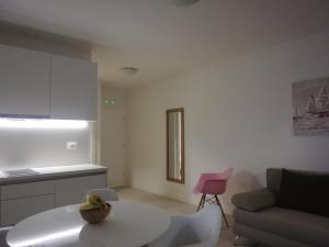 Kuchyňa alebo kuchynka v ubytovaní Villa Perla Dalmatica