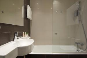 Kúpeľňa v ubytovaní Udaberri by FeelFree Rentals + 17 fotografií