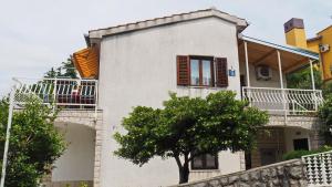 Budynek, w którym mieści się apartament