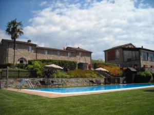 Bazén v ubytovaní Appartamento con magnifica vista e piscina alebo v jeho blízkosti