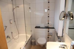 Koupelna v ubytování Hotel Anika
