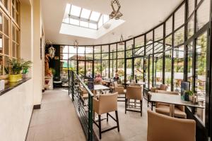 Restaurace v ubytování Hotel Fief De Liboichant