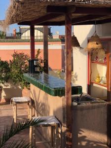 Piscina di Riad Le Coq Berbère o nelle vicinanze