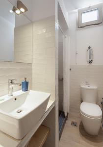 Koupelna v ubytování Akti Elia Villas Beachfront Chalkidiki