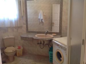 Koupelna v ubytování Standalone villa Virginia Beach North coast الساحل الشمالى + 33 fotografií
